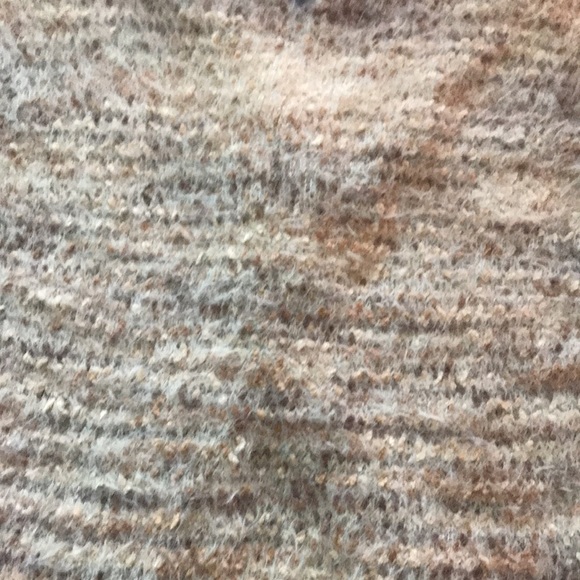 NWT MITTOSHOP Eyelash Fuzzy Shaggy BOHO Back Knot TWIST Deep V Sweater L Large - Picture 11 of 13